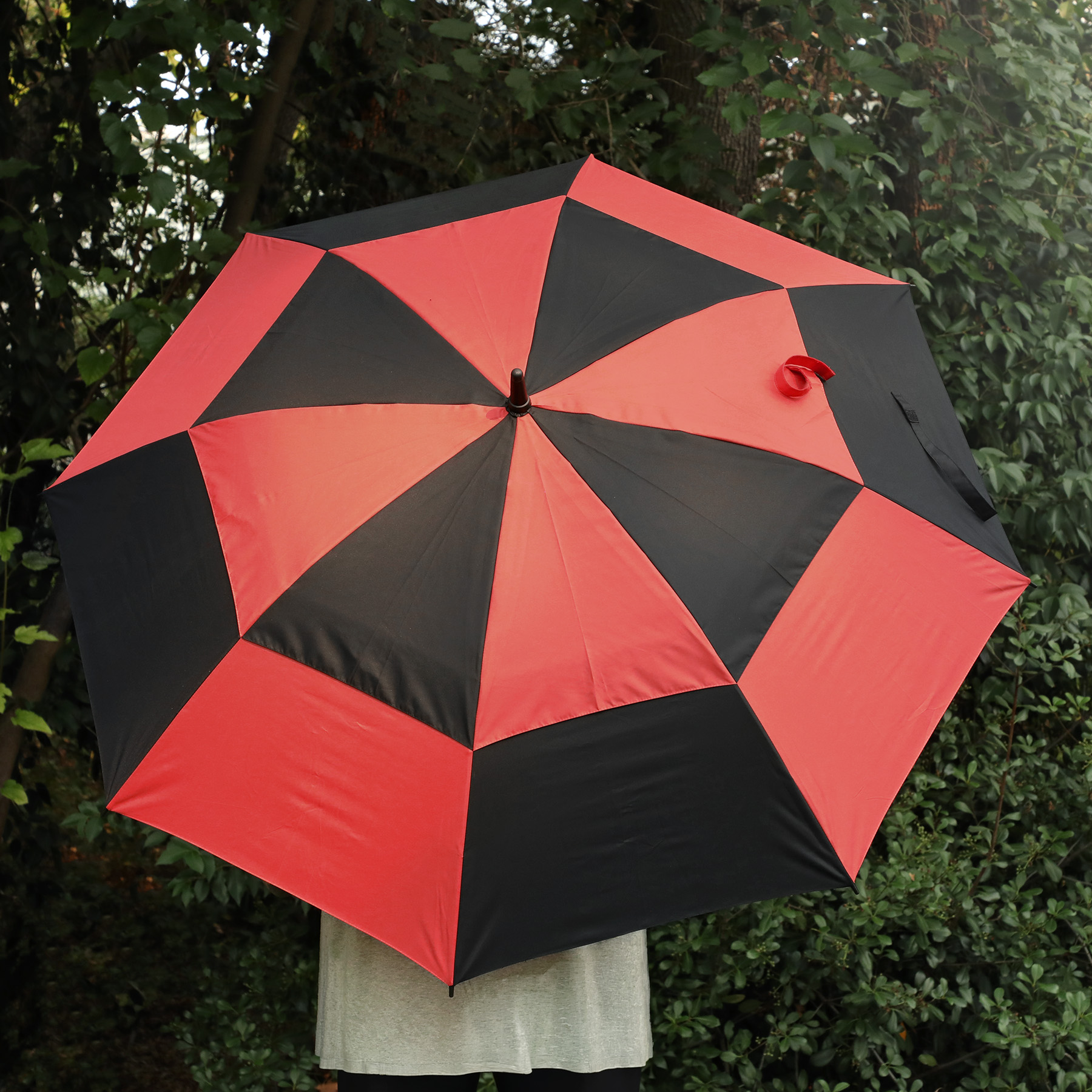 48" Arc Windproof Vented Automatic Umbrella 1