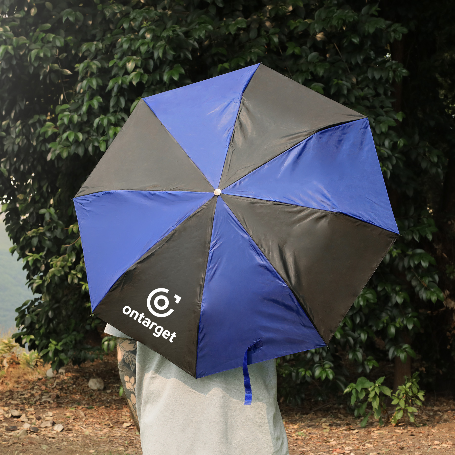 42" Arc Budget Telescoping Umbrella 1