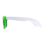 Flare Two-Tone Sunglasses - Green Flare Two-Tone Sunglasses - Green