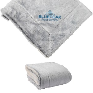 Charleston 50" x 60" Faux Fur Throw 1 Charleston 50" x 60" Faux Fur Throw 1