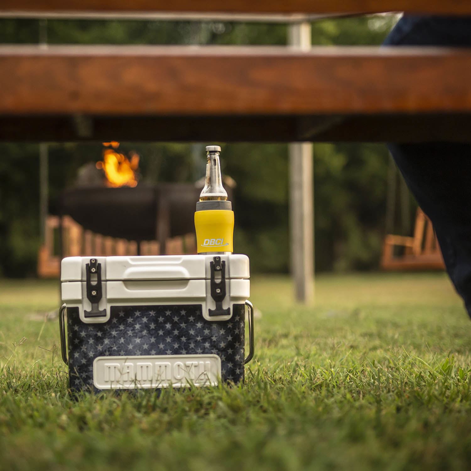 Mammoth® 12 oz. Chillski Can Cooler 1