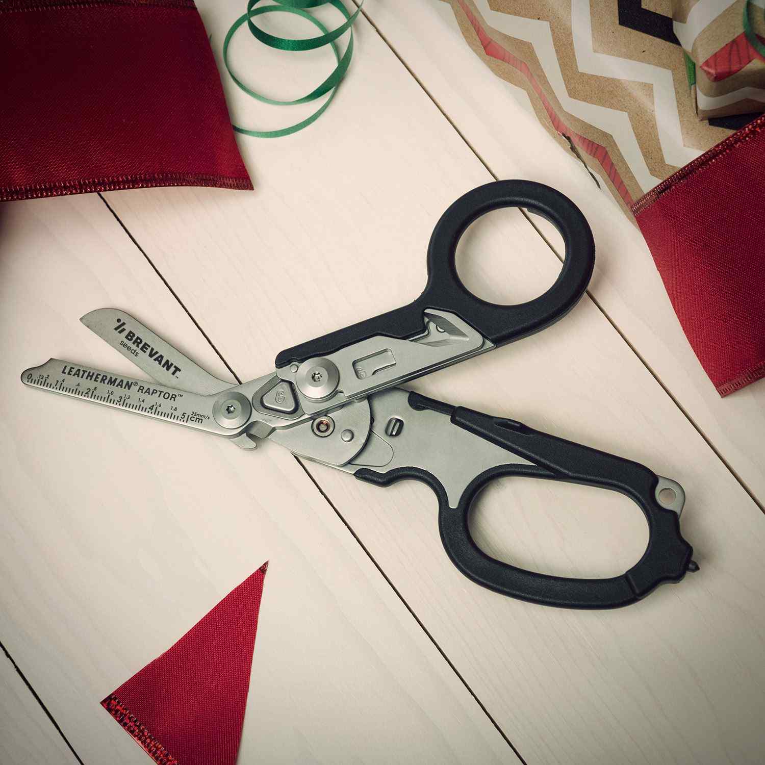 Leatherman® Raptor Rescue 1