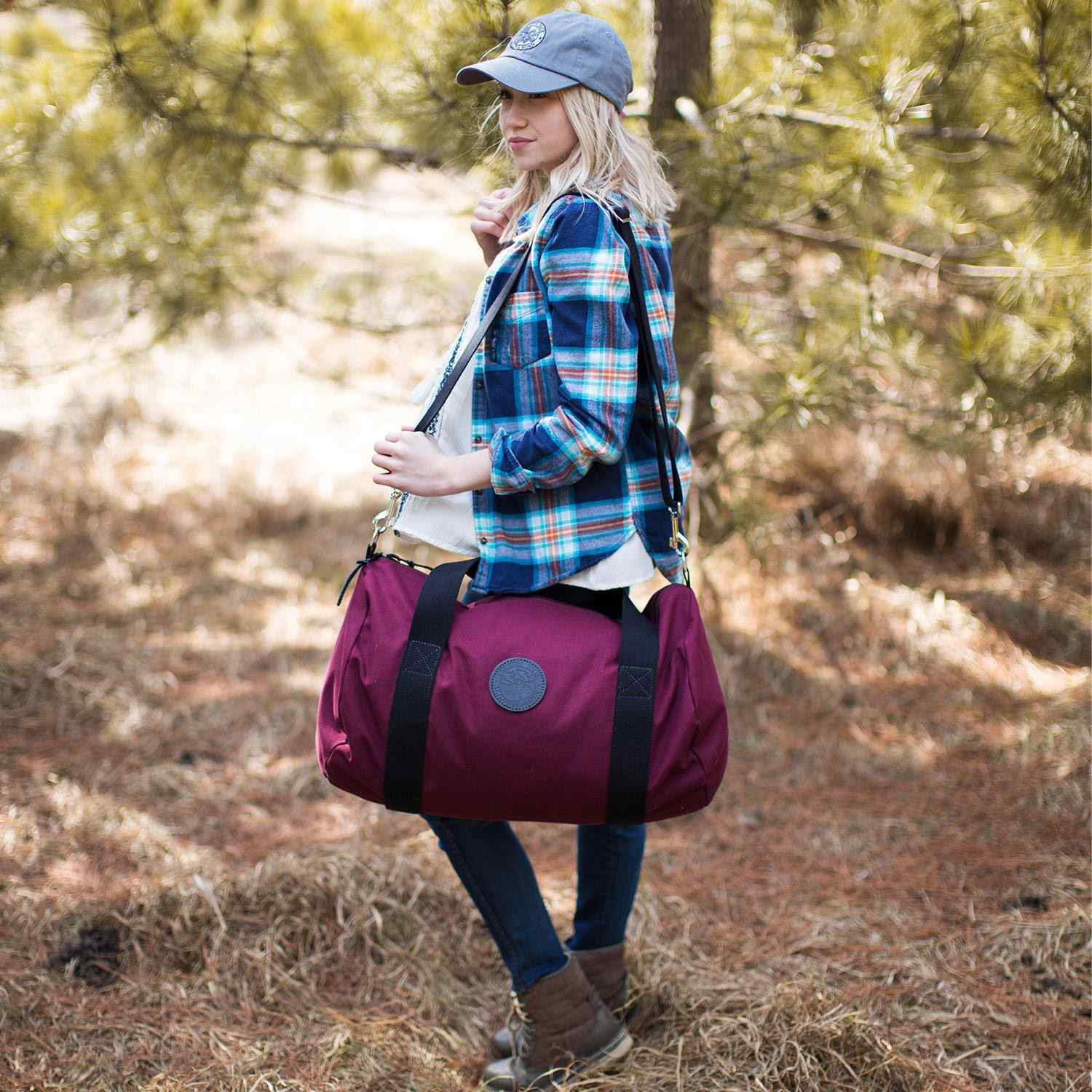 Duluth Pack™ Zippered Round Duffel 1