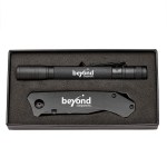 Cedar Creek® RAVEN LIGHT & POCKET KNIFE COMBINATION SET 1 Cedar Creek® RAVEN LIGHT & POCKET KNIFE COMBINATION SET 1