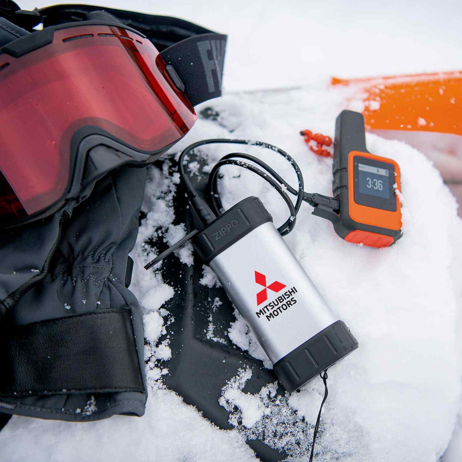 Zippo® Heatbank™ 6 PRO Rechargeable Hand Warmer 1