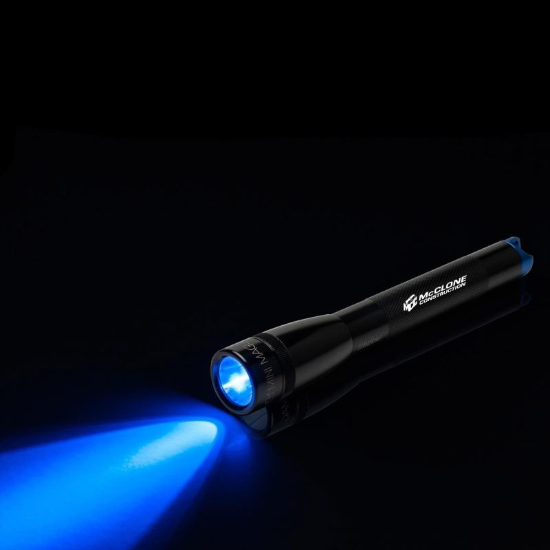 "AA" Mini Maglite® LED Spectrum - Blue 1 "AA" Mini Maglite® LED Spectrum - Blue 1