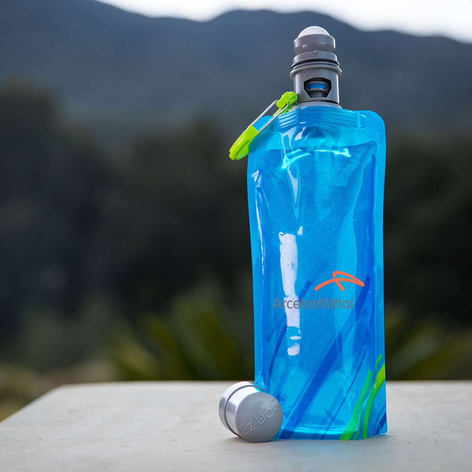 Vapur® Ez Lick Portable Dog Water Bottle 1