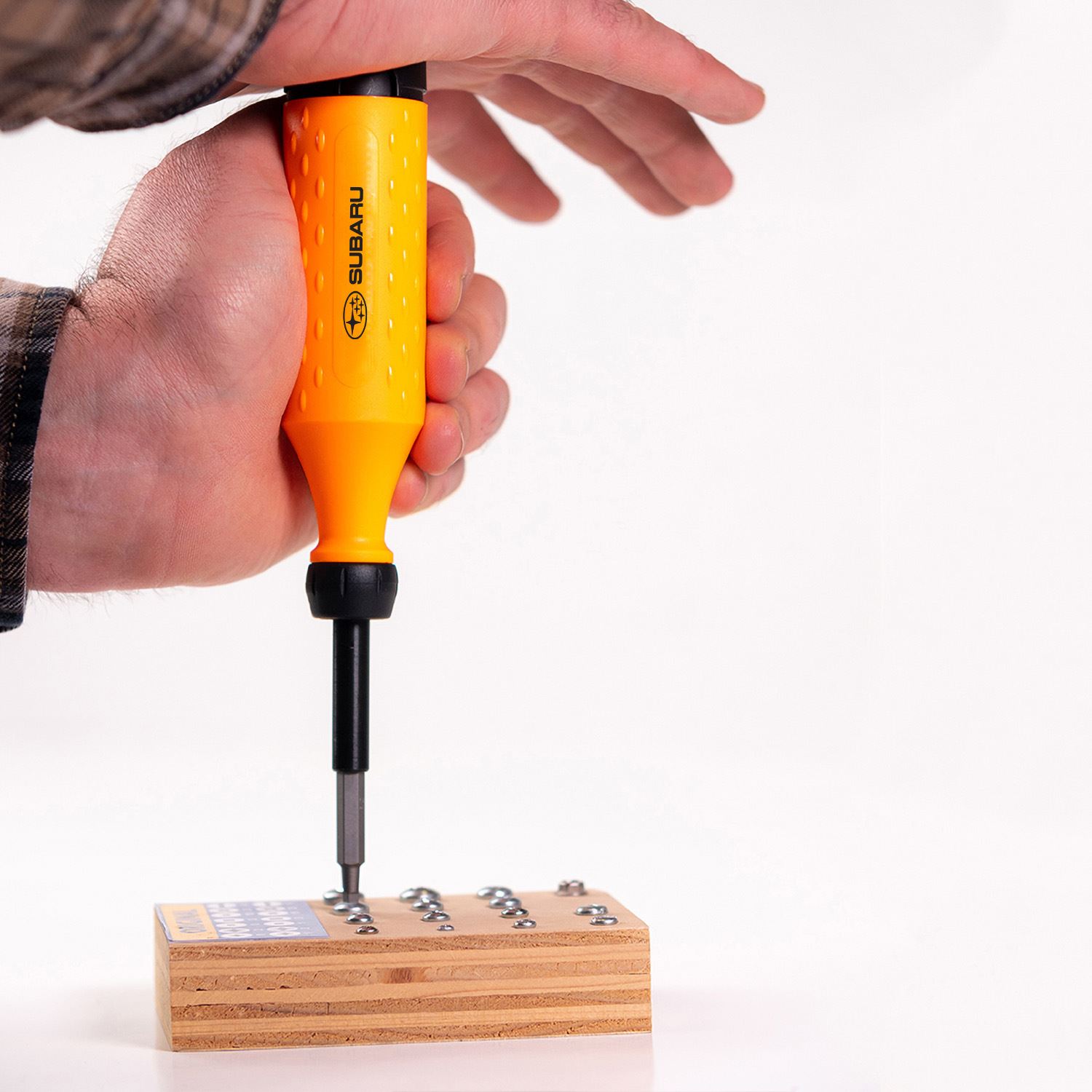 MEGAPRO® 8-In-1 Multi Bit Screwdriver 1