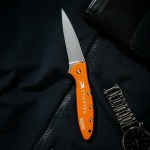 Kershaw® Leek - ORANGE - 1660 - Lifestyle 1 Kershaw® Leek - ORANGE - 1660 - Lifestyle 1