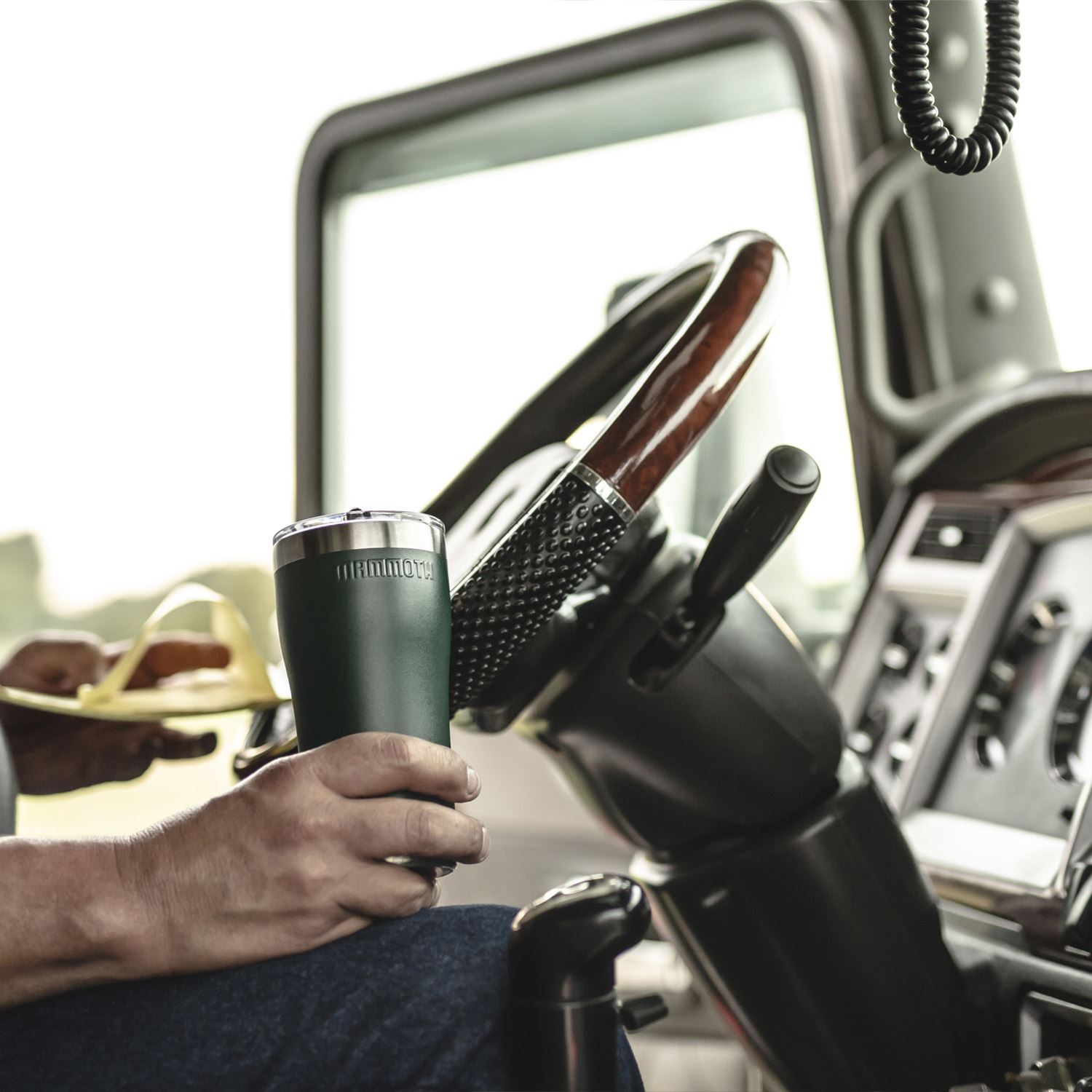 Mammoth® Rover Tumbler 20 oz 1