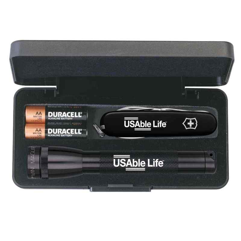 Mini Maglite® With Large Victorinox® Swiss Army Knife 1 Mini Maglite® With Large Victorinox® Swiss Army Knife 1