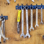 Opinel® No.09 Diy Folding Utility Knife - 001792 - Lifestyle 2 Opinel® No.09 Diy Folding Utility Knife - 001792 - Lifestyle 2