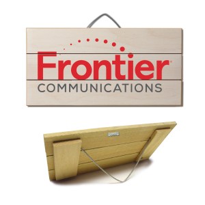 Pallet Wood Sign with Wire Frame Hanger/Easel 1 Pallet Wood Sign with Wire Frame Hanger/Easel 1