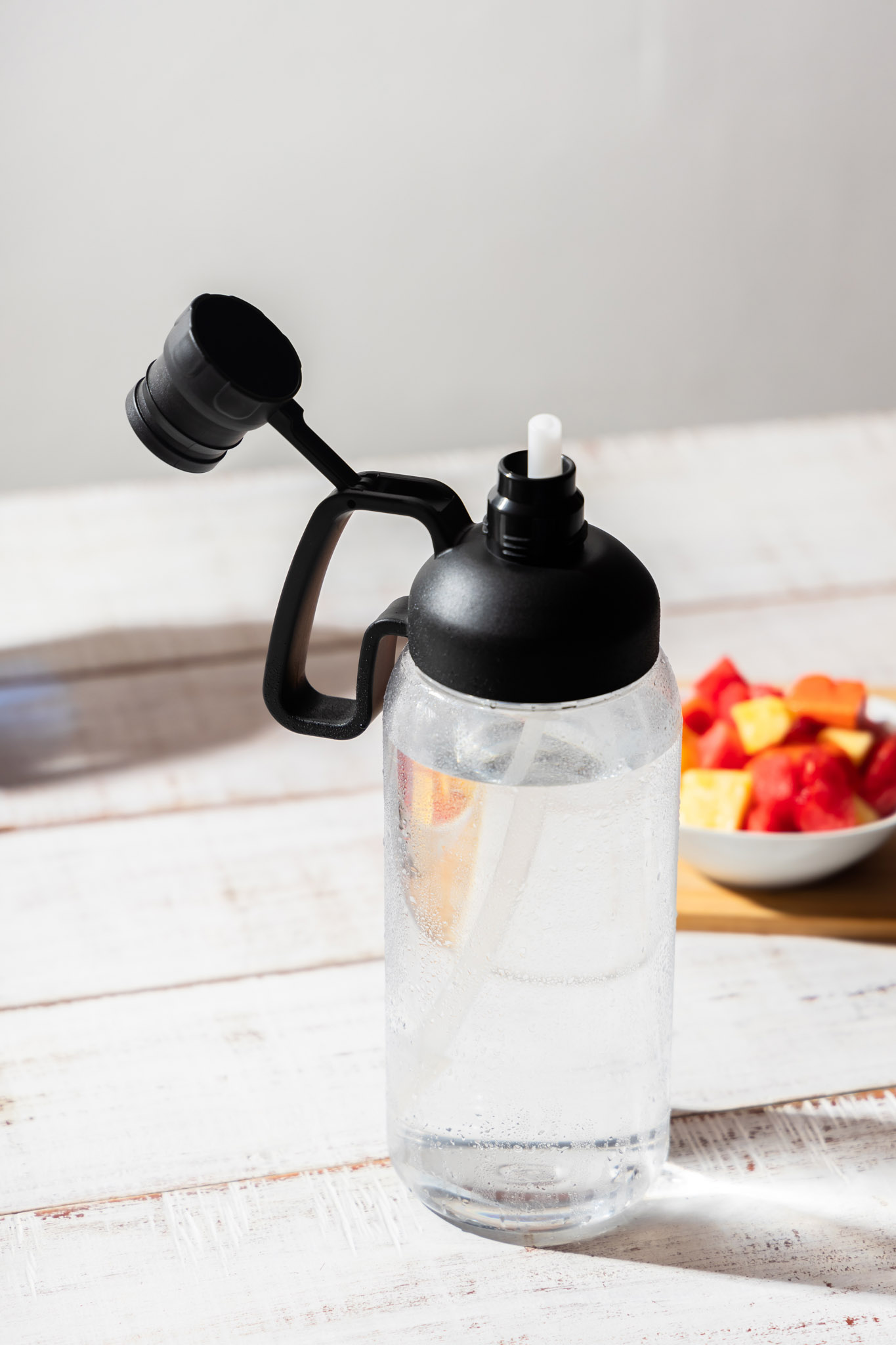 60 oz Himalaya Bottle 1