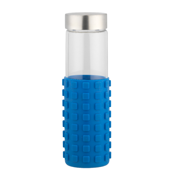 20 oz Silicone Grip Square Bottle 1
