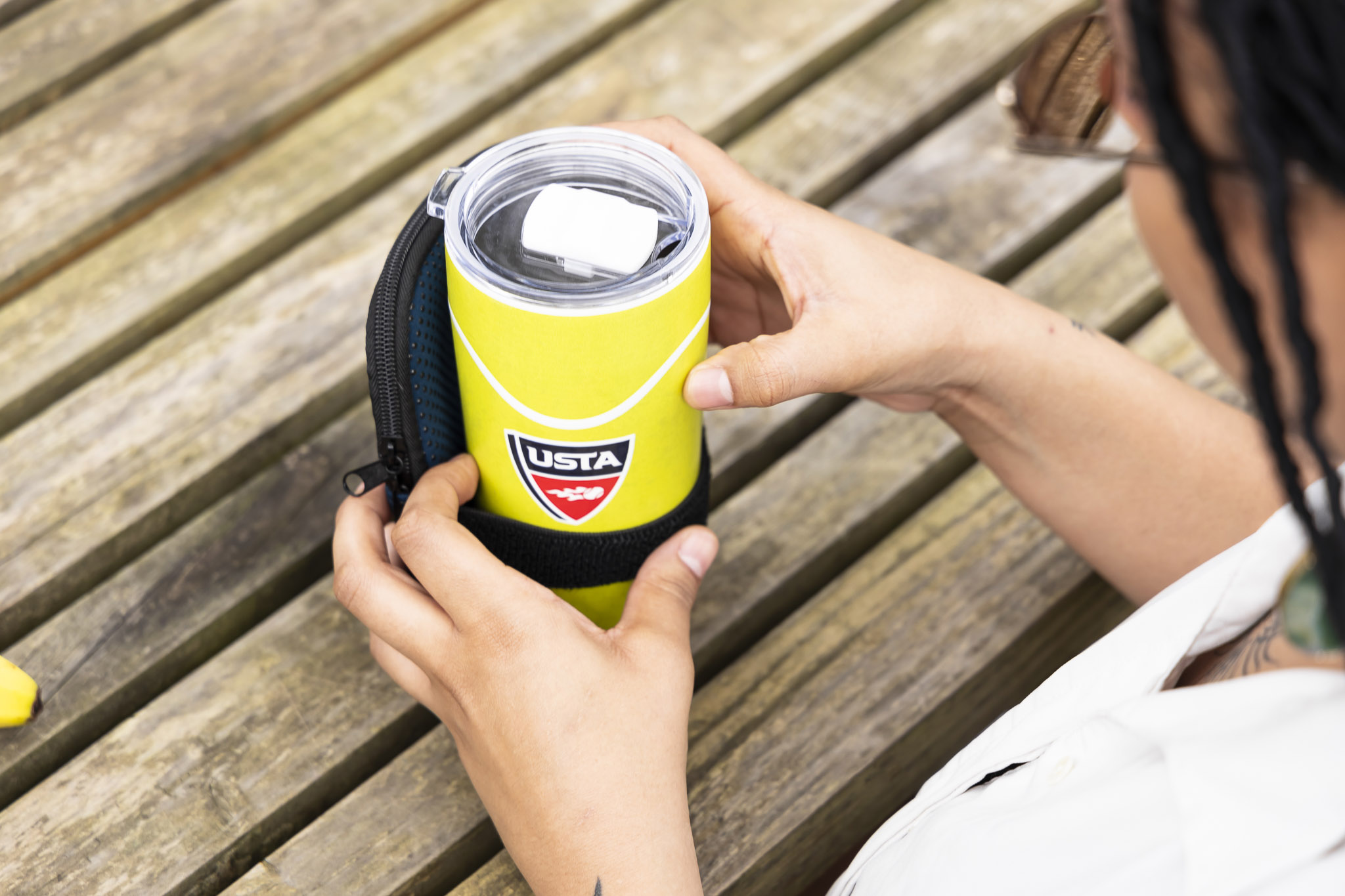 20 oz Azure Sports Tumbler 1