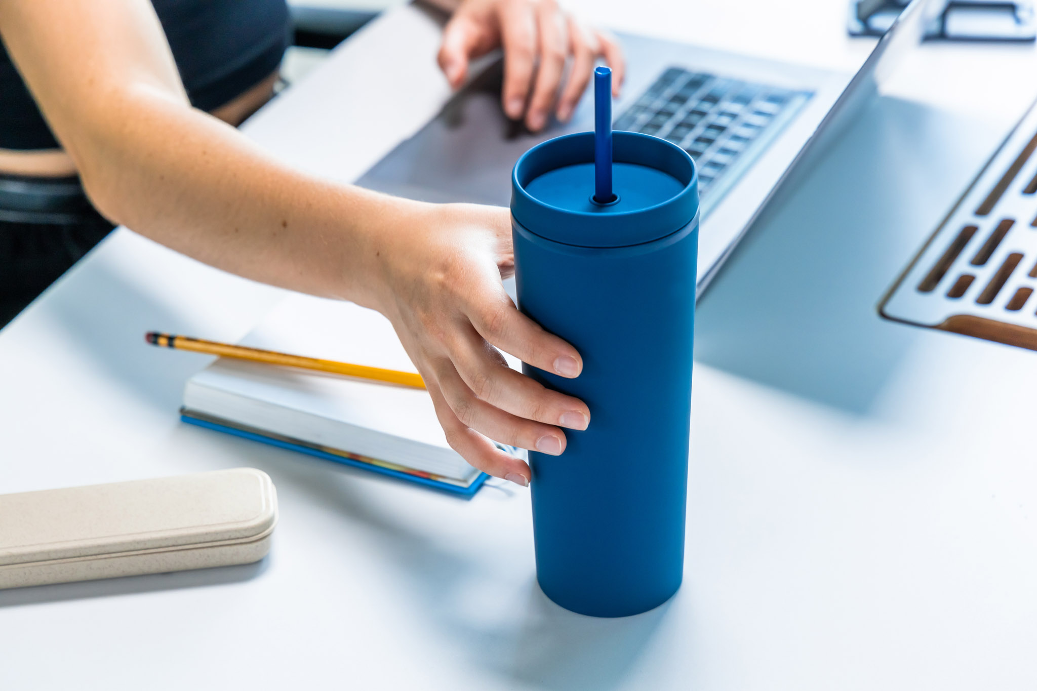 18 oz Slique Recycled Tumbler 1