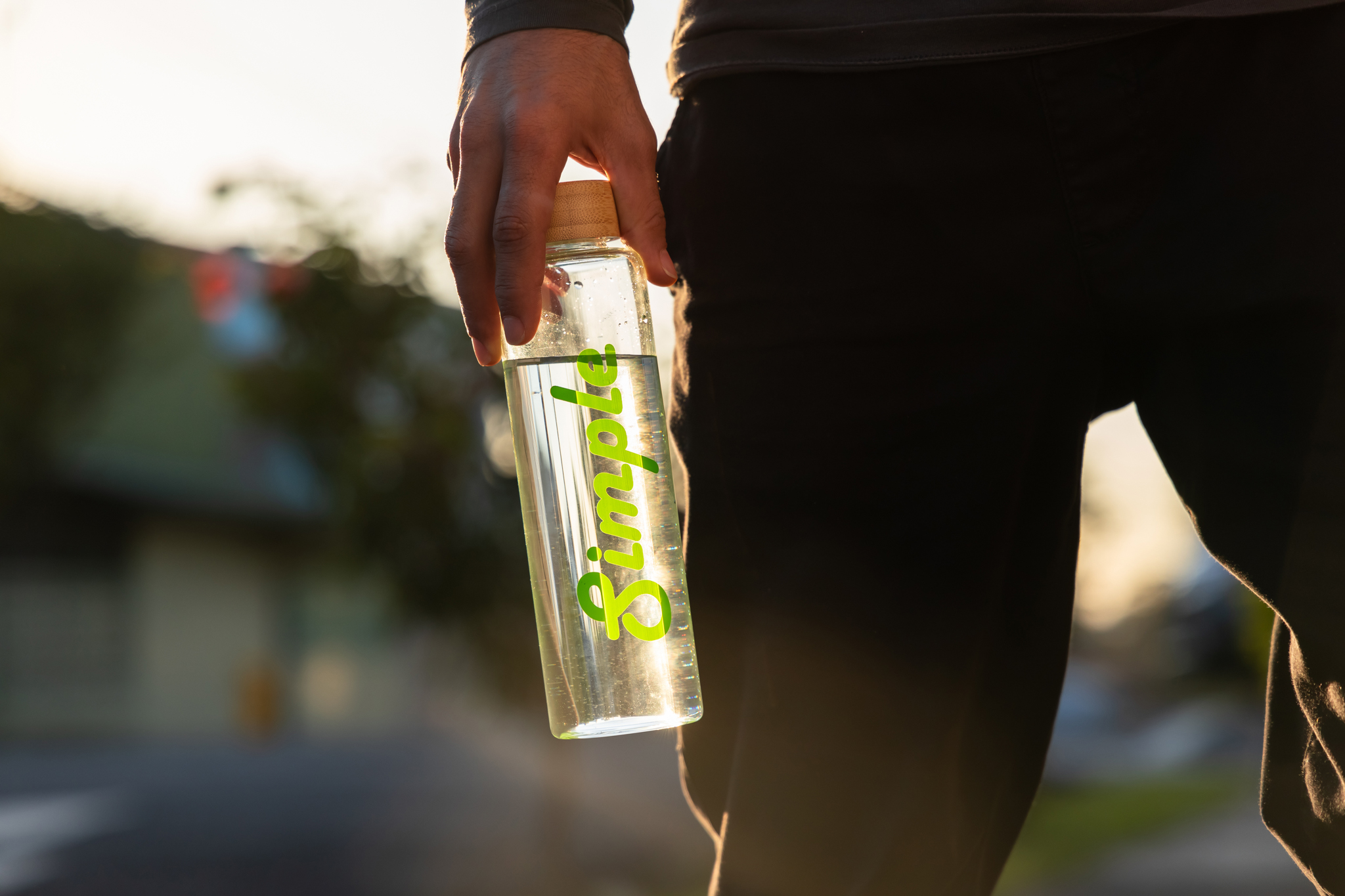 18.6 oz Simple Bottle 2