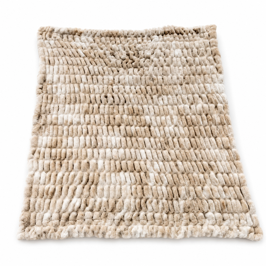 Signature Cloud Luxe Throw Blanket 2