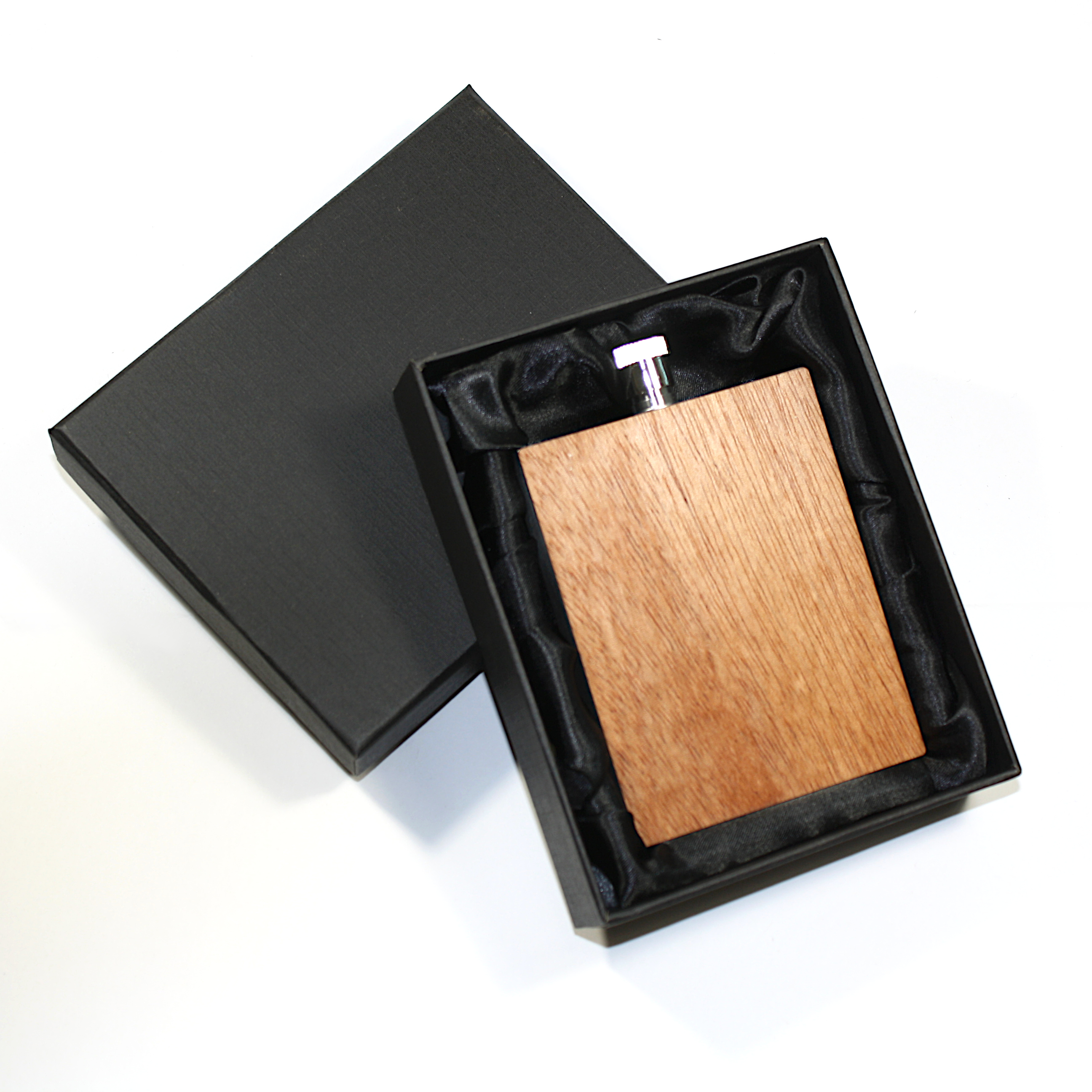 3 Oz. Wooden Hip Flask & Gift Box (WHISKEY) 1