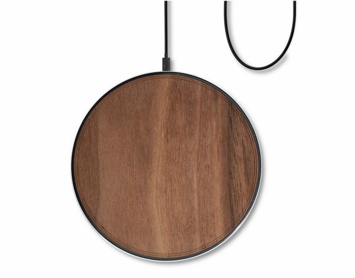 Wooden Qi Wireless Fast Charger (BADGER) 1