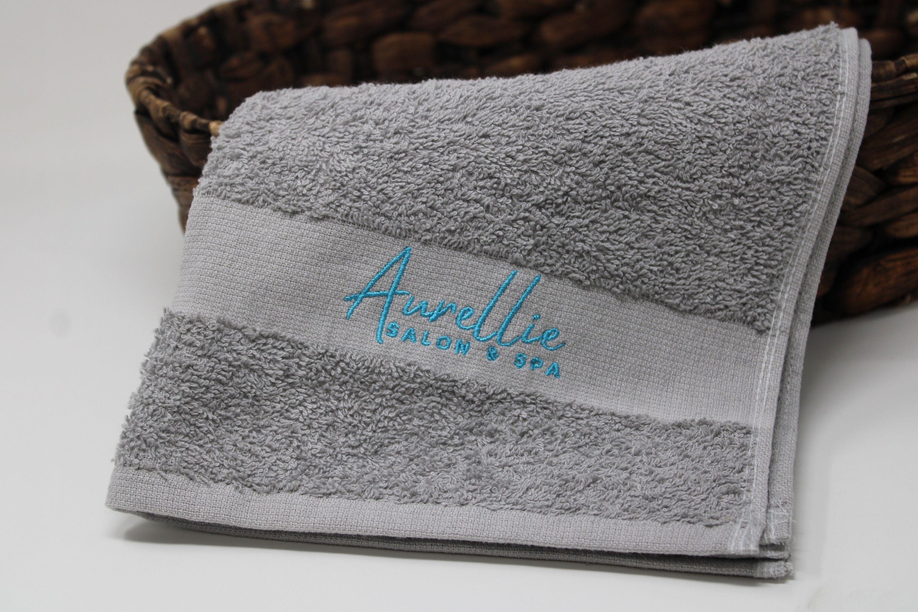 Salon & Spa Bleach Proof Towel 1