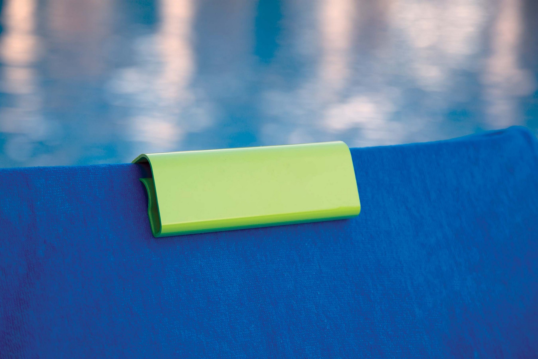 Slip Clip Beach Towel Clip 1