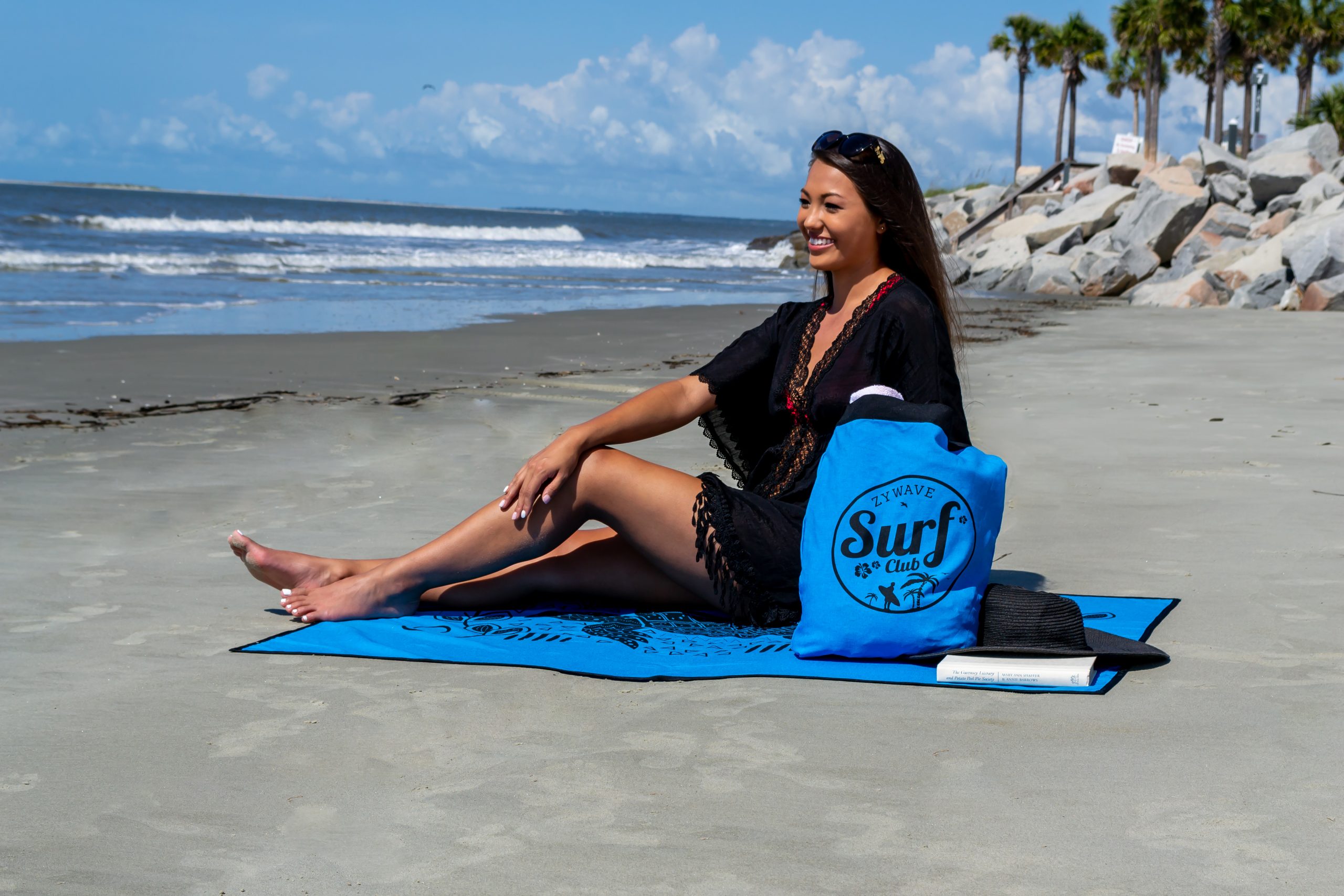 Sand Repellent Beach Blankets (Embroidered) 1