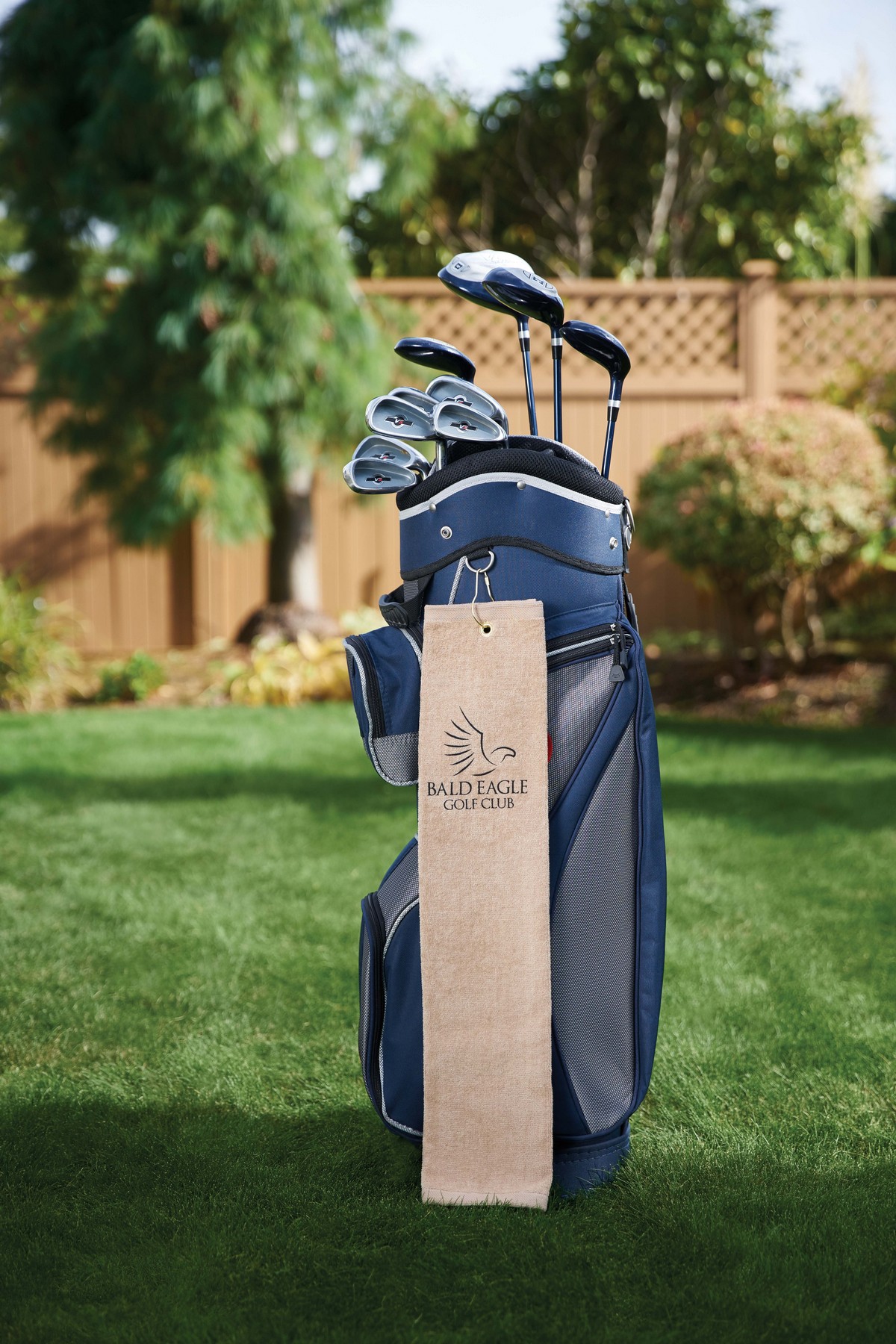Diamond Collection Golf Towel w/ Tri-Fold Grommet (Screen Print) 1