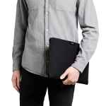 Bellroy 16'' Laptop Sleeve - 4400-06BKAngle-Right Bellroy 16'' Laptop Sleeve - 4400-06BKAngle-Right