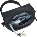 Thule EnRoute Sling Bag 2L - 9020-32BKFront Thule EnRoute Sling Bag 2L - 9020-32BKFront