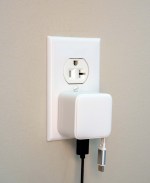ETL Listed 20W Wall Charger with Retractable Cable - 7143-88WHFront ETL Listed 20W Wall Charger with Retractable Cable - 7143-88WHFront