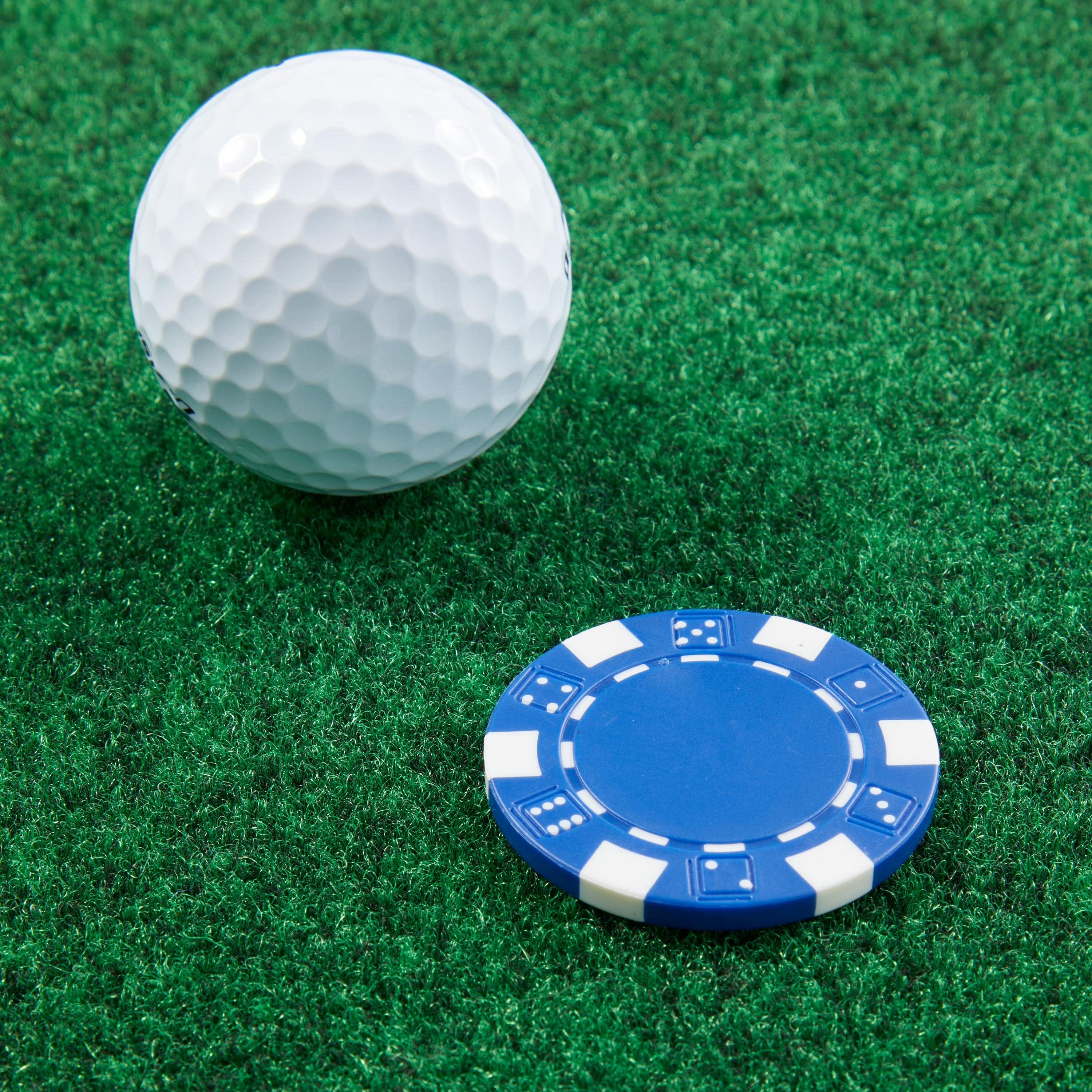 Recycled Poker Chip Ball Marker 1