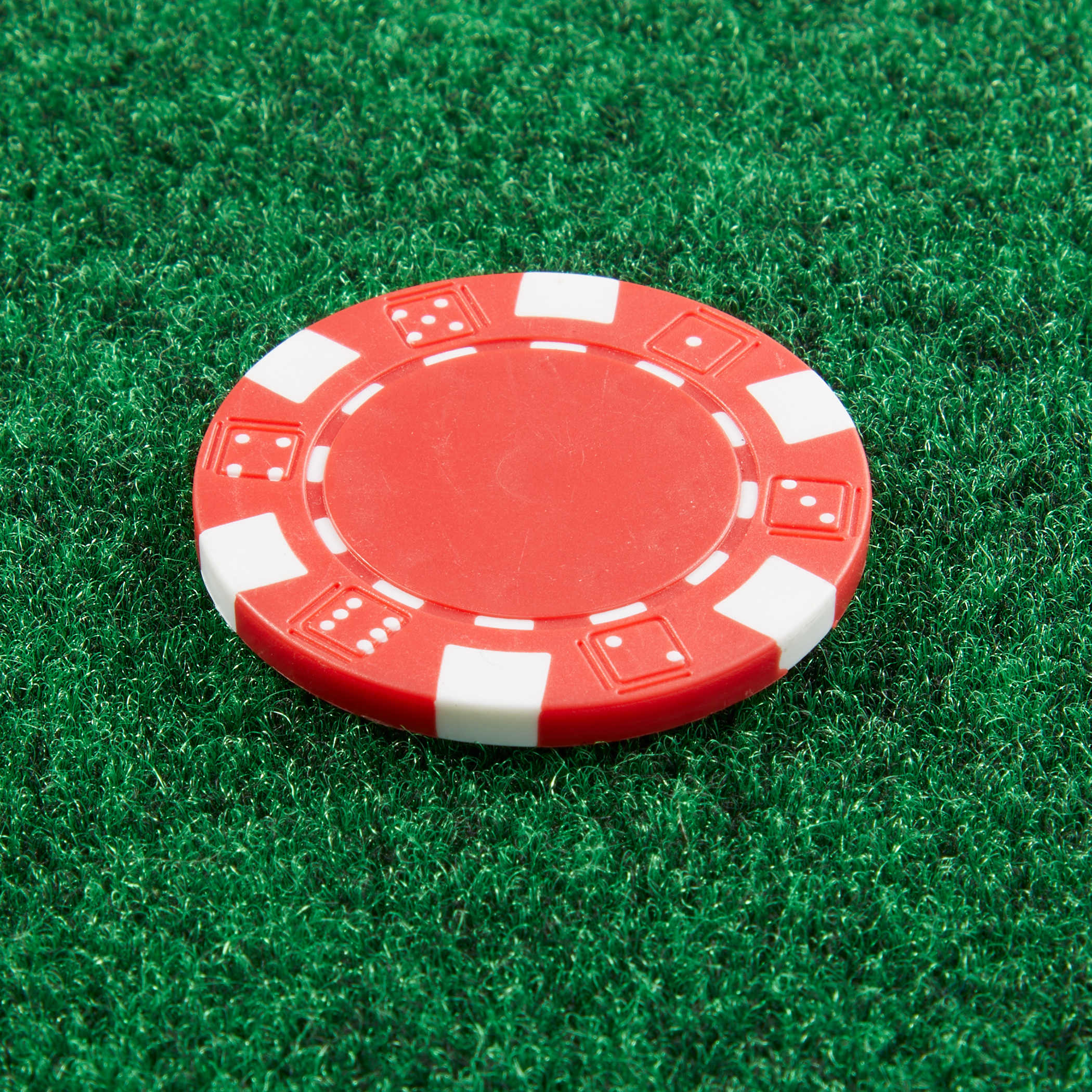 Recycled Poker Chip Ball Marker 1