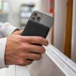 mophie® Snap+ Mini 5000 mAh Wireless Power Bank - 7124-11BKAngle-Right mophie® Snap+ Mini 5000 mAh Wireless Power Bank - 7124-11BKAngle-Right