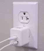 ETL Listed 20W Dual USB-A and C Wall Charger - SM-2855WHFront ETL Listed 20W Dual USB-A and C Wall Charger - SM-2855WHFront