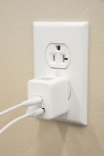 ETL Listed 20W Dual USB-A and C Wall Charger - SM-2855WHFront ETL Listed 20W Dual USB-A and C Wall Charger - SM-2855WHFront