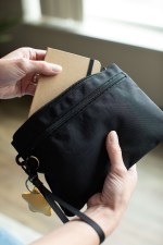 Avery Wristlet - 3750-67BKFront Avery Wristlet - 3750-67BKFront