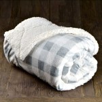 Micro Mink Sherpa Blanket - White Plaid Micro Mink Sherpa Blanket - White Plaid