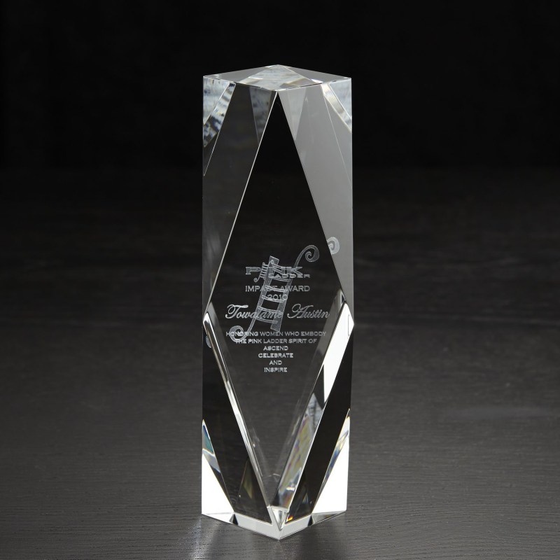 Medium Chairmans 3D Crystal Award 1 Medium Chairmans 3D Crystal Award 1