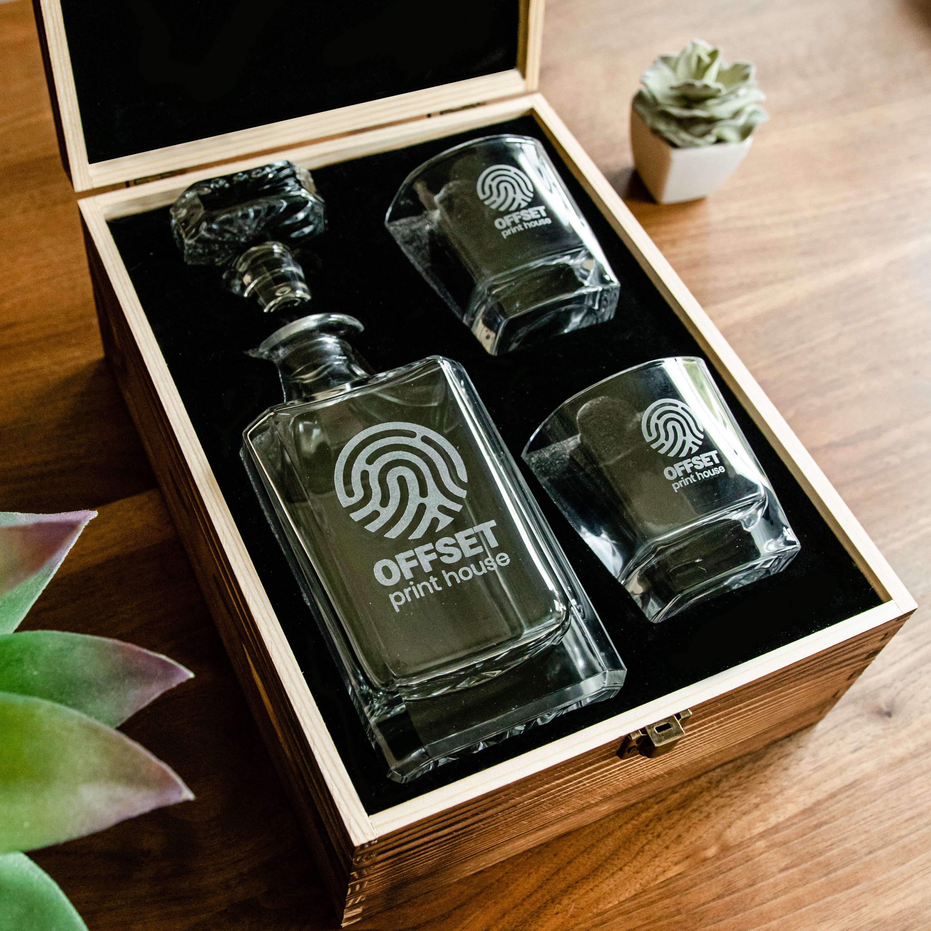 Decanter - Front Only - 2 Glasses - Wood Box 1 Decanter - Front Only - 2 Glasses - Wood Box 1