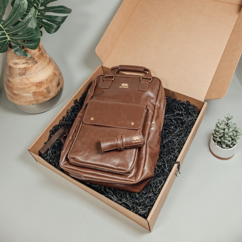 Tech Traveler Bundle - Brown 1 Tech Traveler Bundle - Brown 1