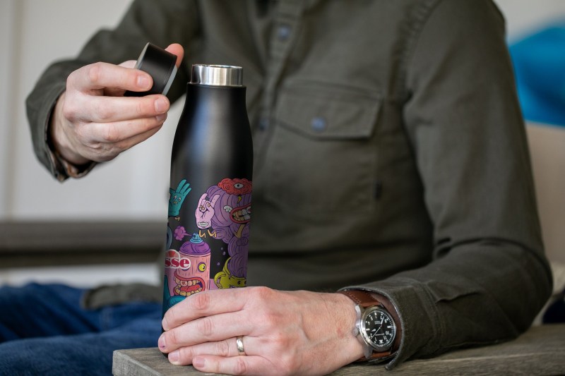 Acuara 600mL Bottle - Black 1 Acuara 600mL Bottle - Black 1