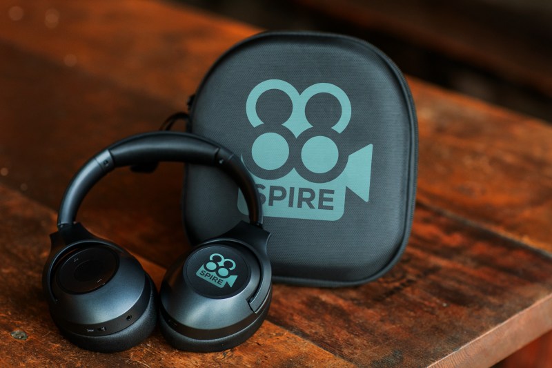 Ultraz Noise-Cancelling Headphones 1 Ultraz Noise-Cancelling Headphones 1