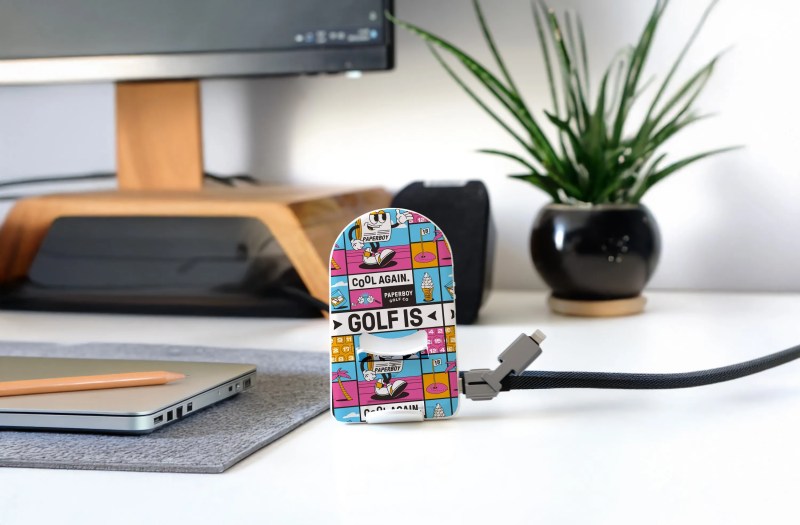 Foldix Charging Phone Stand 1 Foldix Charging Phone Stand 1