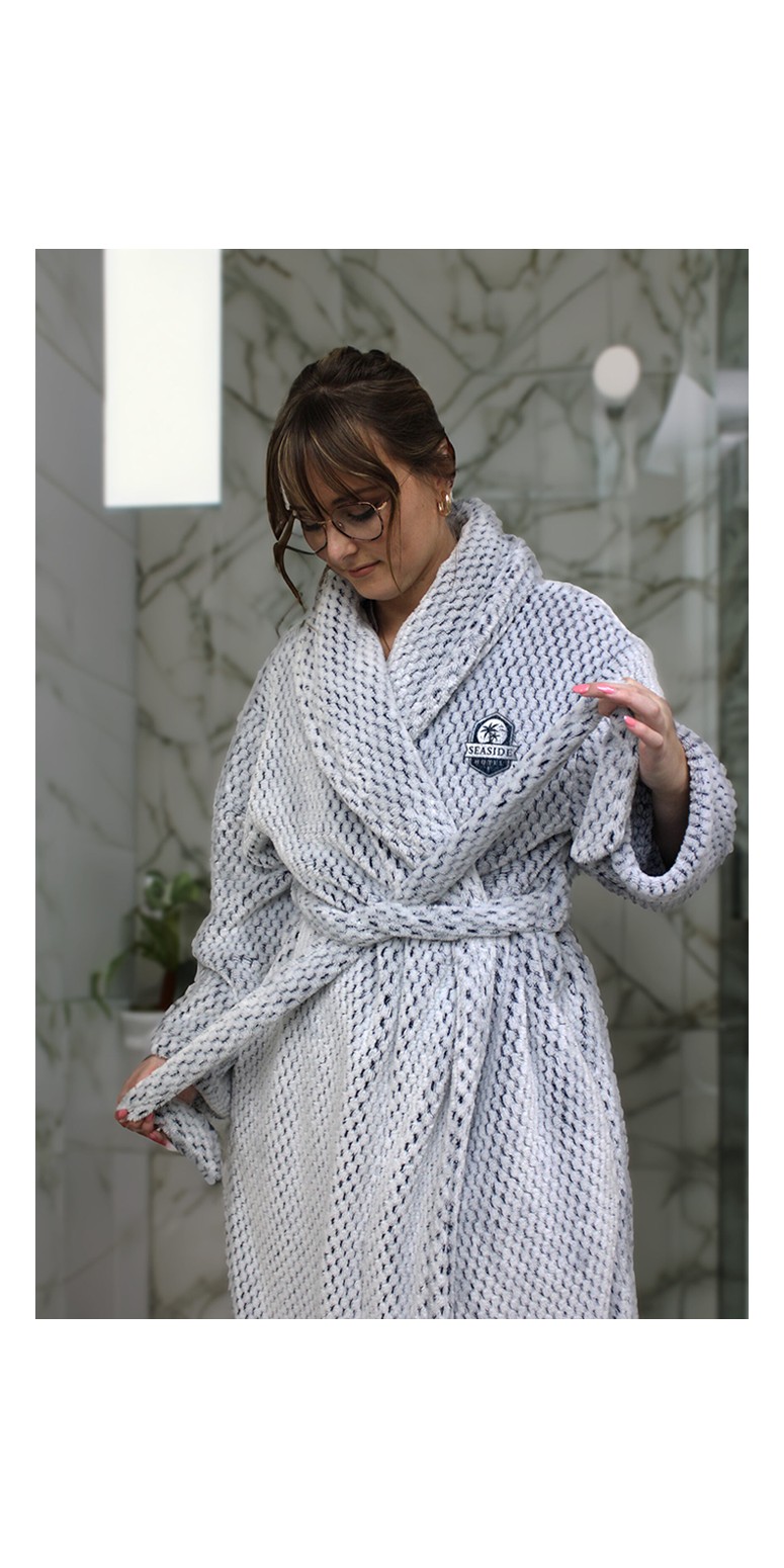Wanderlust Bathrobe 1