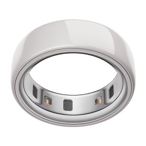 Oura Ring 4 - Ceramic Cloud 1 Oura Ring 4 - Ceramic Cloud 1