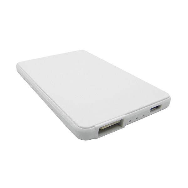 PBC2200 Credit Card Power Bank 1