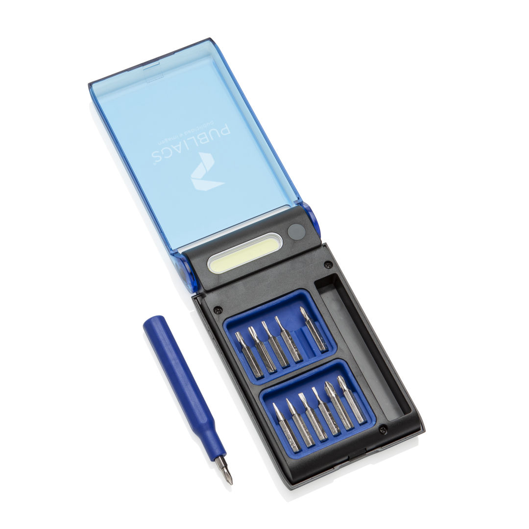 Toolsmith Multi-Tool with LED 1
