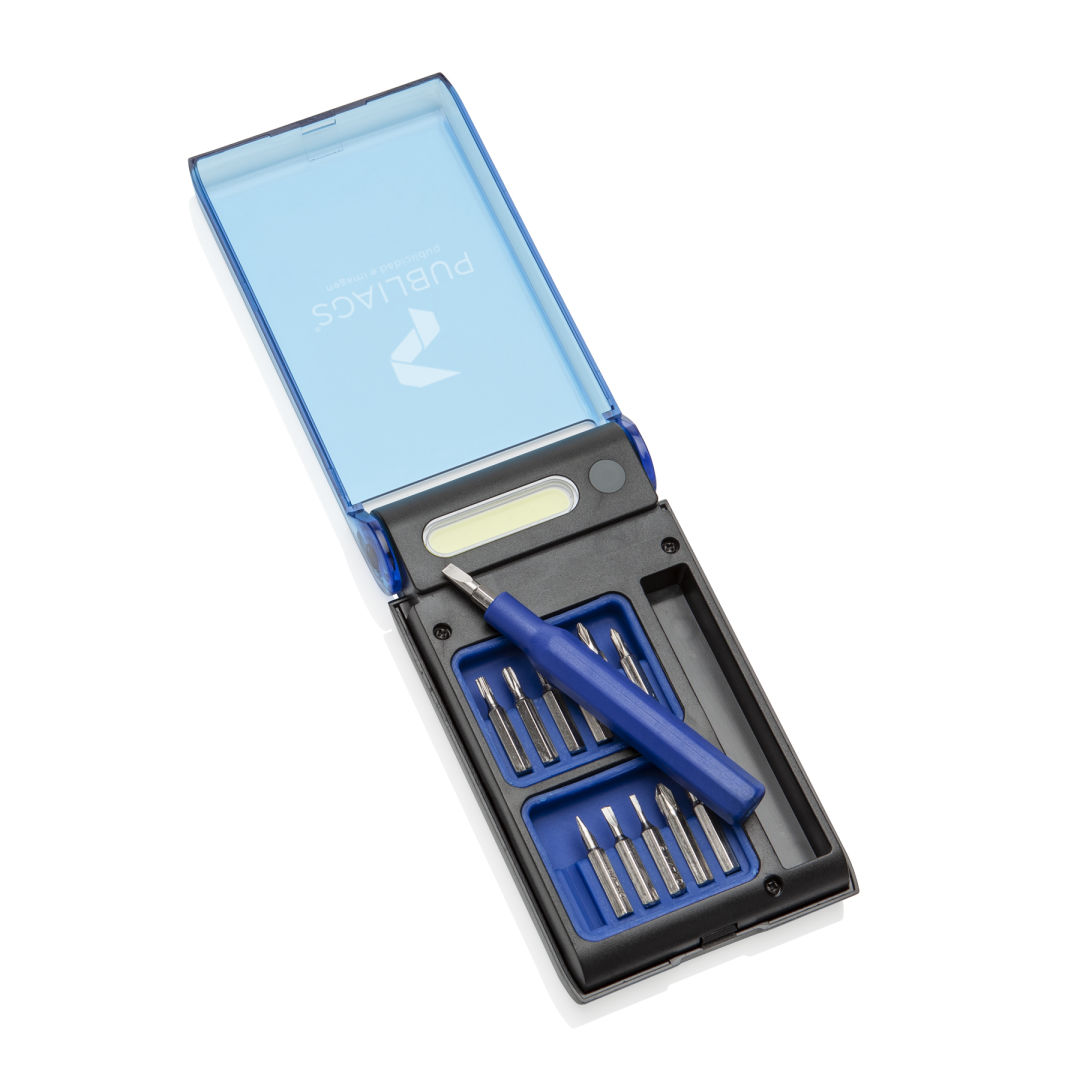 Toolsmith Multi-Tool with LED 1